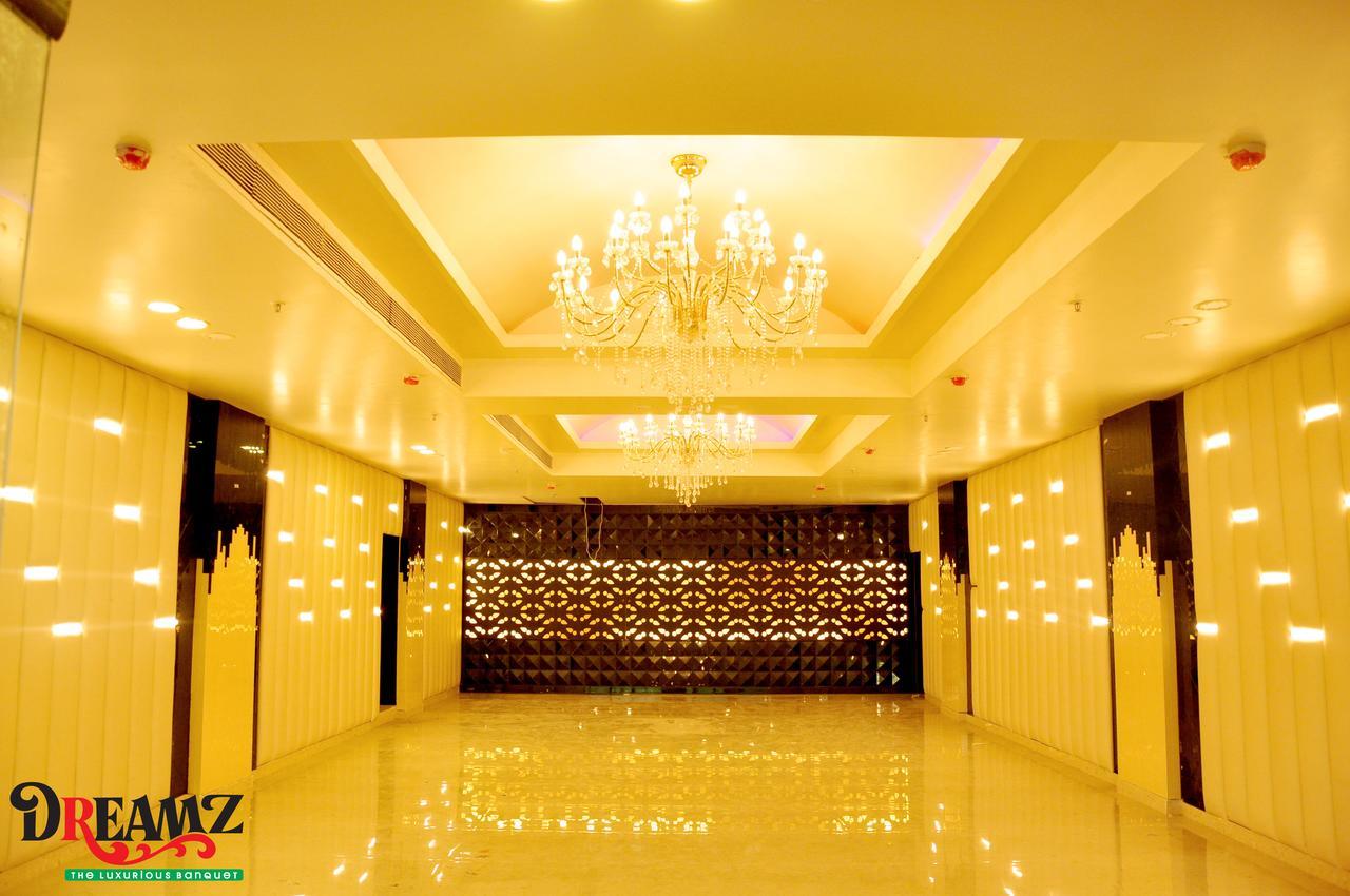 Hotel Suncity & Restaurant Hisār エクステリア 写真