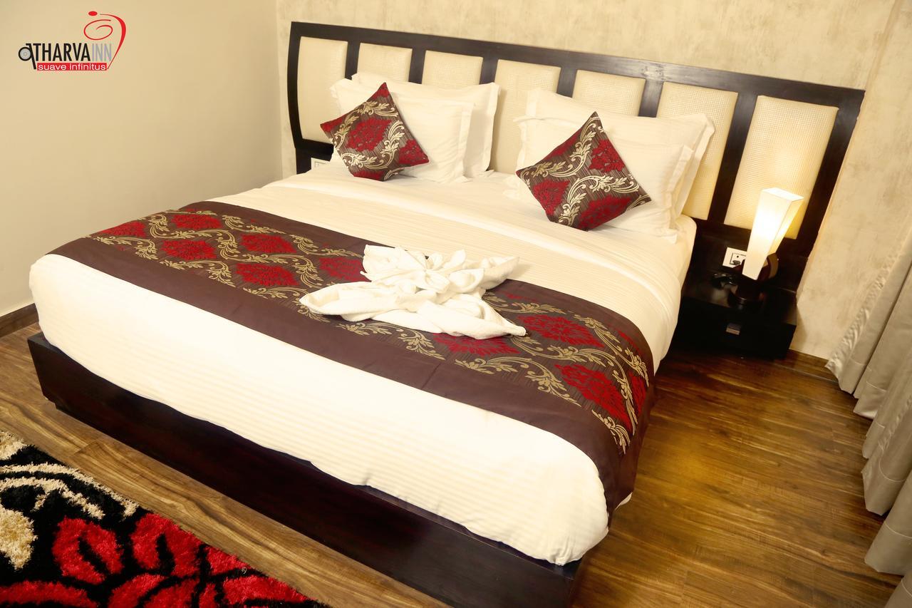 Hotel Suncity & Restaurant Hisār エクステリア 写真